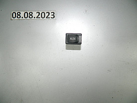 AUX (86190-48010) TOYOTA HIGHLANDER XU40 2007-2013